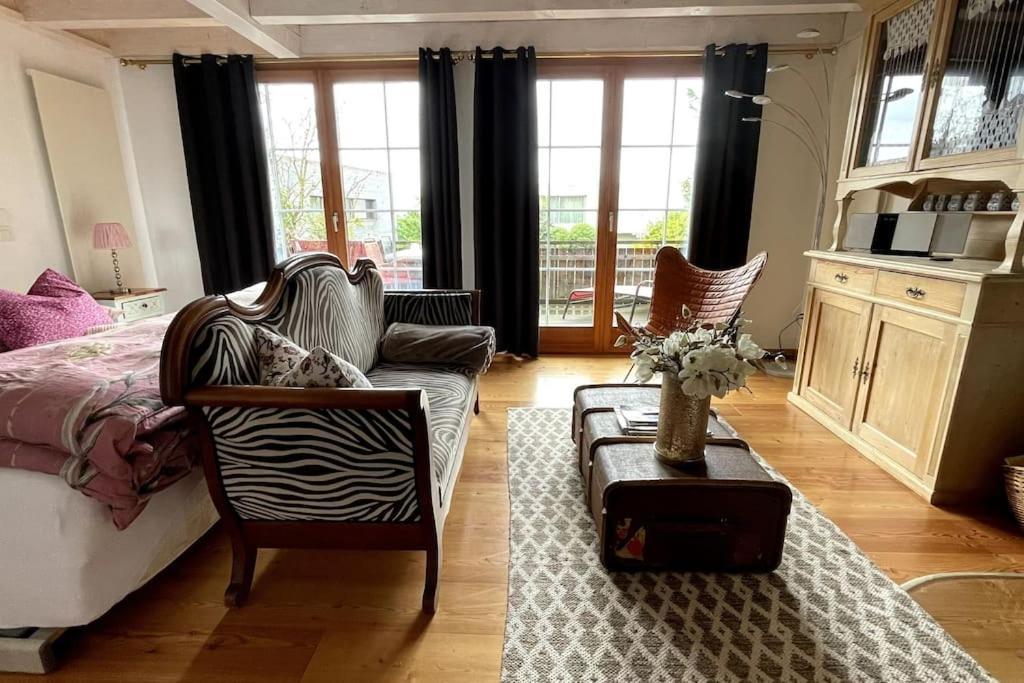Platz Zum Wohlfuehlen „Cook&Chill“ Ermatingen Exterior foto